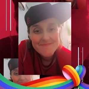 Meet your Posher, Carrie